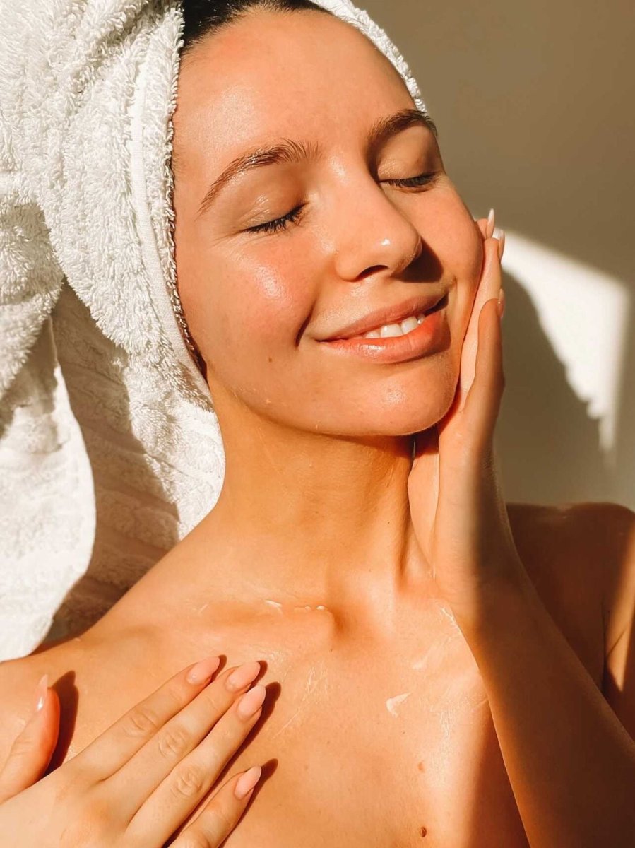 You know those people with effortlessly great skin? Here’s their habits - RAWKANVAS NZ