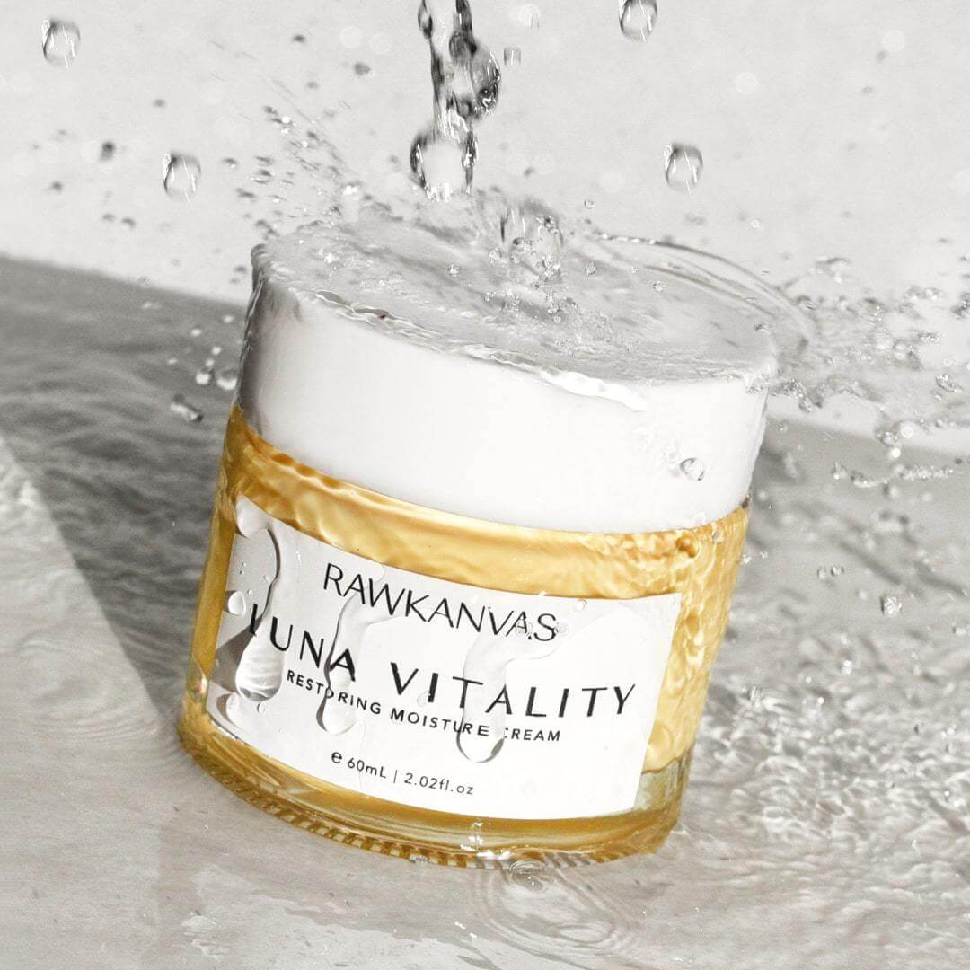 Luna Vitality: Restoring Moisture Cream - RAWKANVAS NZ